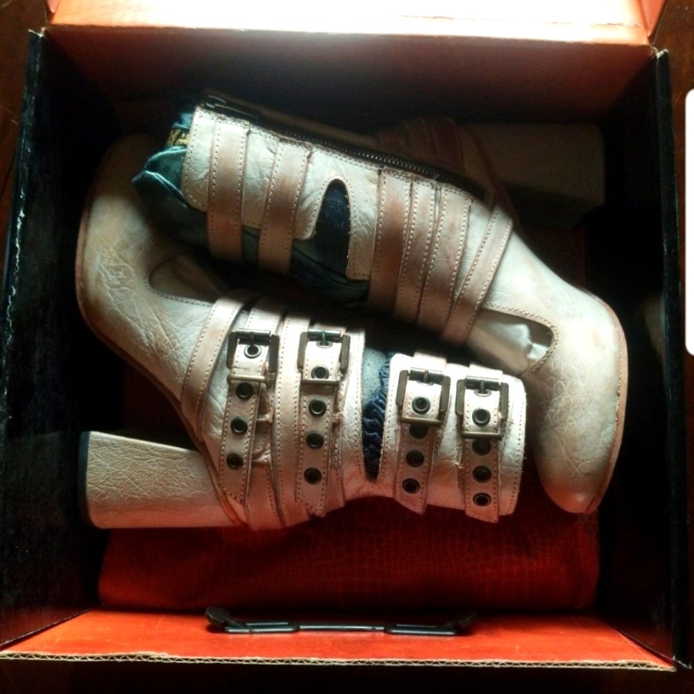 Freebird by Steven Tali, Size 9